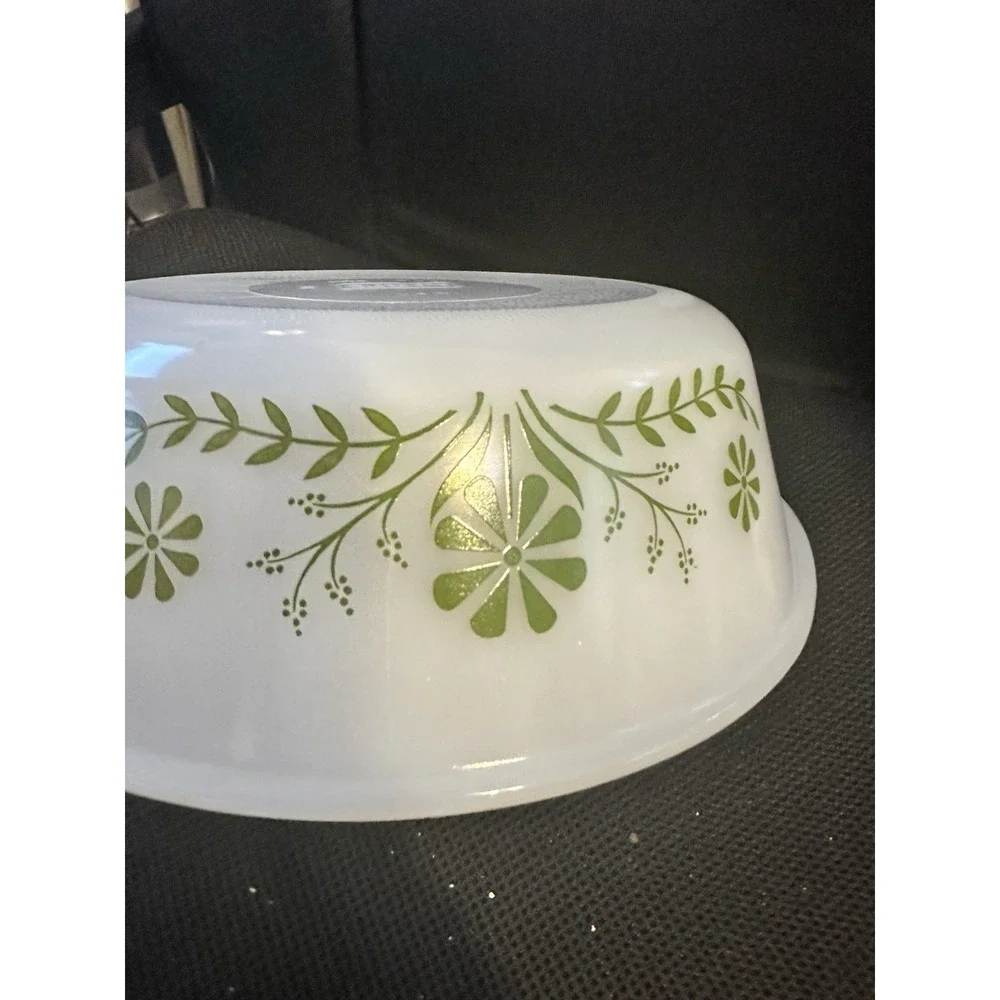 Glasbake Casserole Dish 2QT White Green Floral Daisy Vintage Milk Glass with Lid